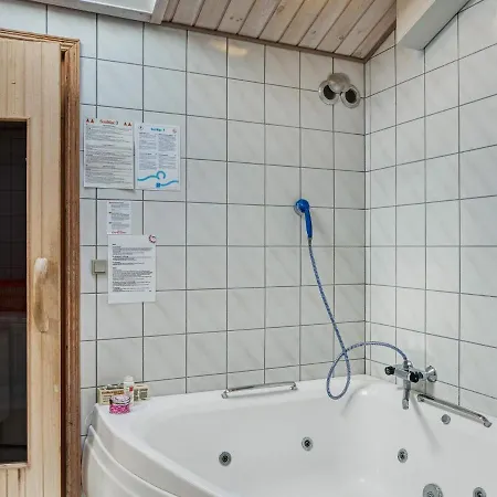 10 Person In Dannemare-by Traum Hébergement de vacances Dannemare